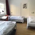 Raulandsakademiet Hostel *