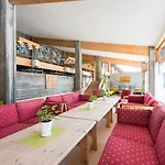 Hostel Raulandsakademiet