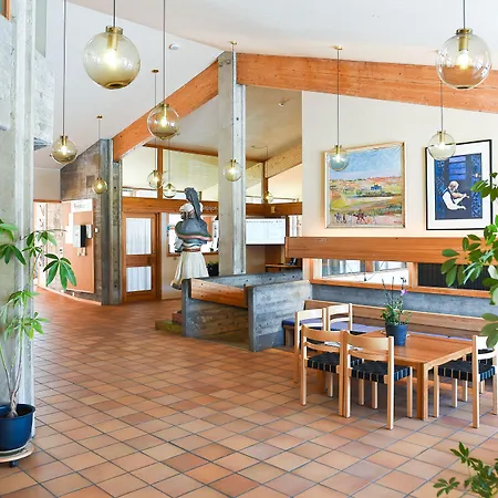 بيت شباب Raulandsakademiet *