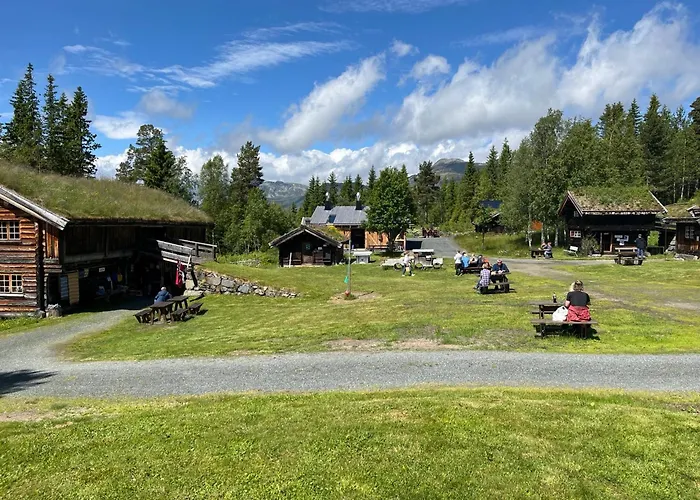 Raulandsakademiet Hostel *